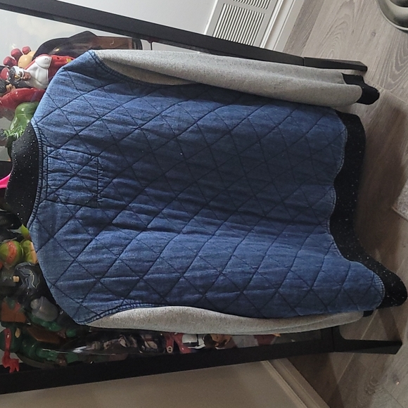 Varsity Jacket Size L - Picture 3 of 3